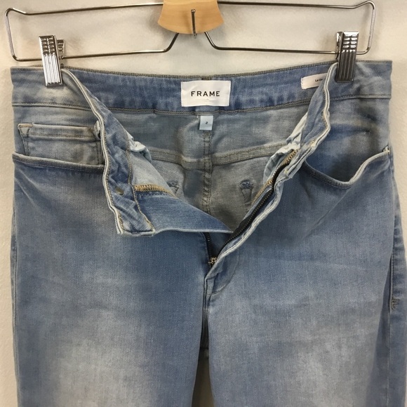 Frame Le One Skinny Jean Mid-Rise in Caspio Wash - Picture 5 of 15